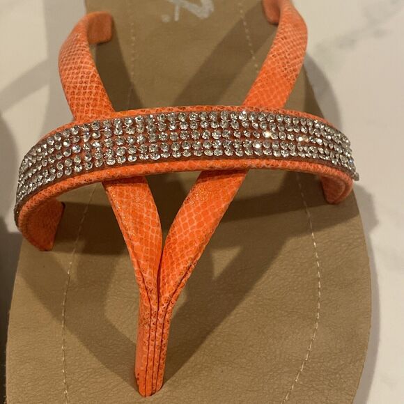 Seven 7 Rhinestone Flip Flops Bondi Caramel Casual Slippers Coral Size 9 NIB - Picture 4 of 5